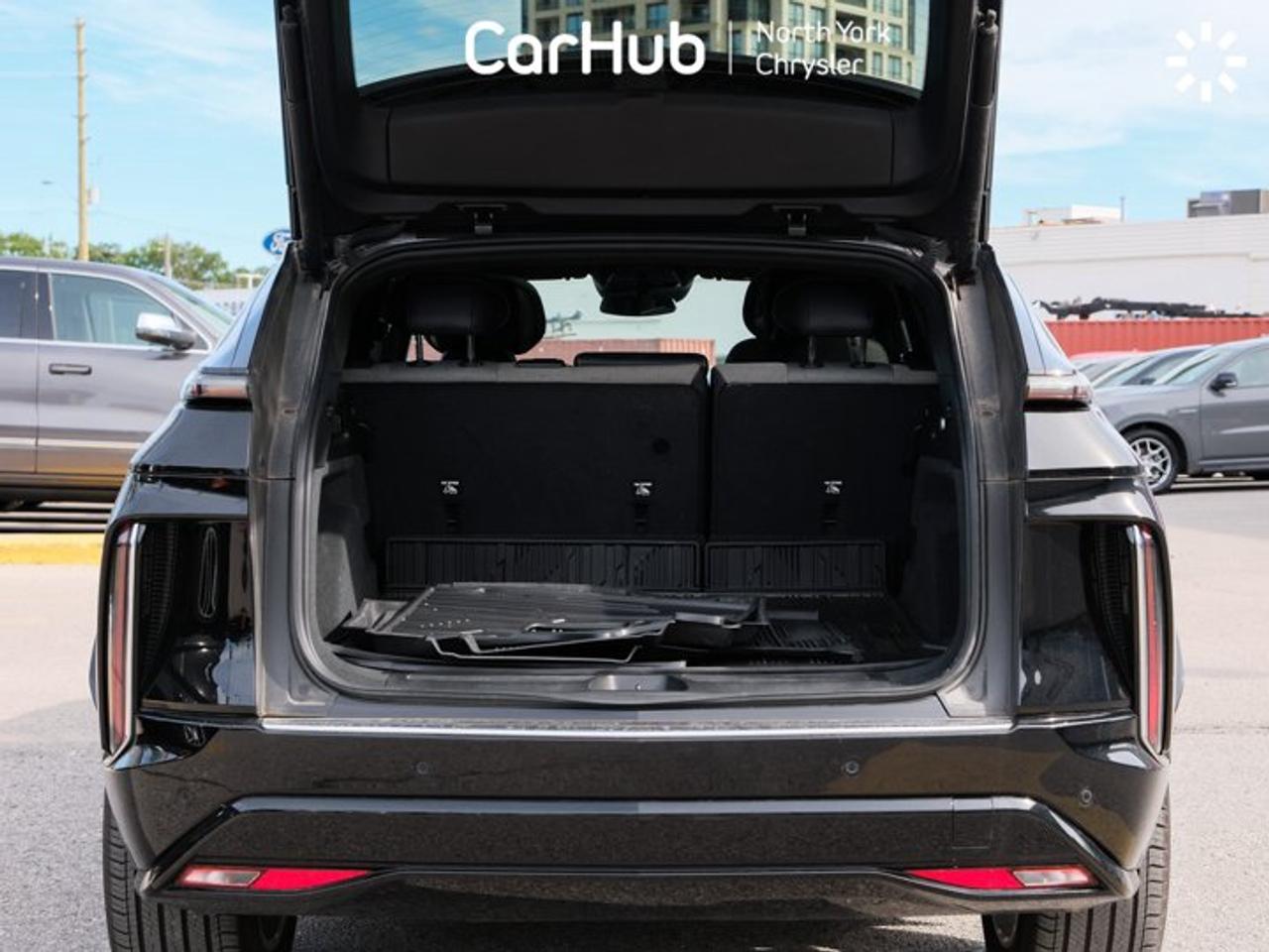 2024 Cadillac LYRIQ Tech Panoramic Roof | 20-Inch Alloy Wheels | Heated Seats | Navigation Photo