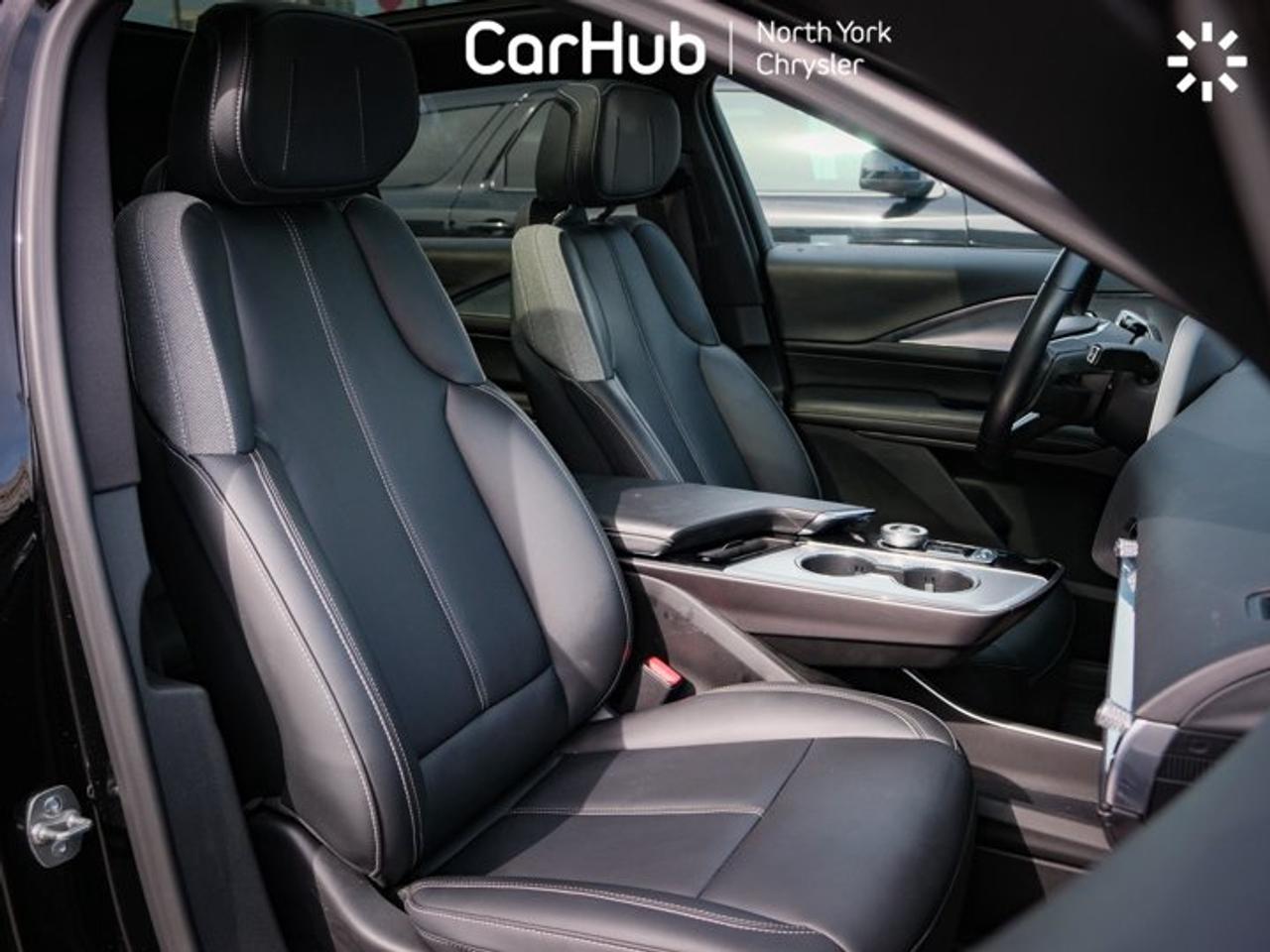 2024 Cadillac LYRIQ Tech Panoramic Roof | 20-Inch Alloy Wheels | Heated Seats | Navigation Photo