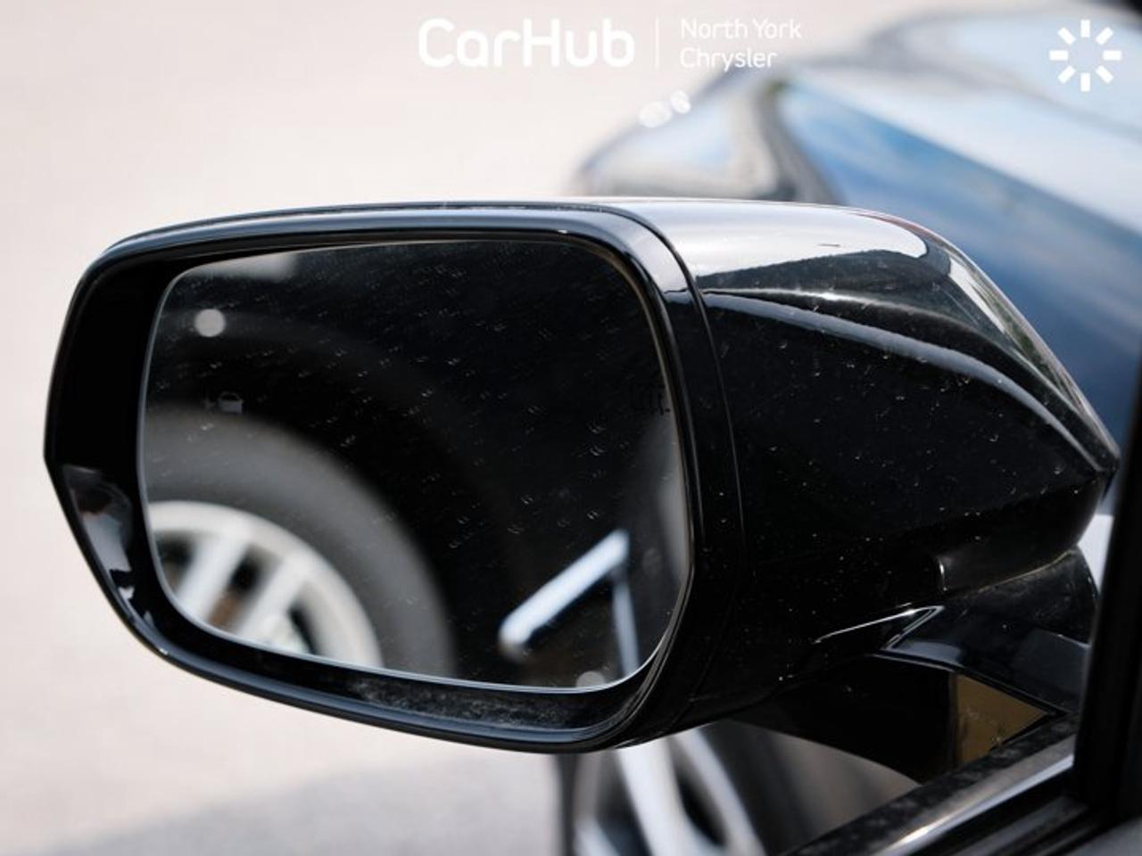 2024 Cadillac LYRIQ Tech Panoramic Roof | 20-Inch Alloy Wheels | Heated Seats | Navigation Photo