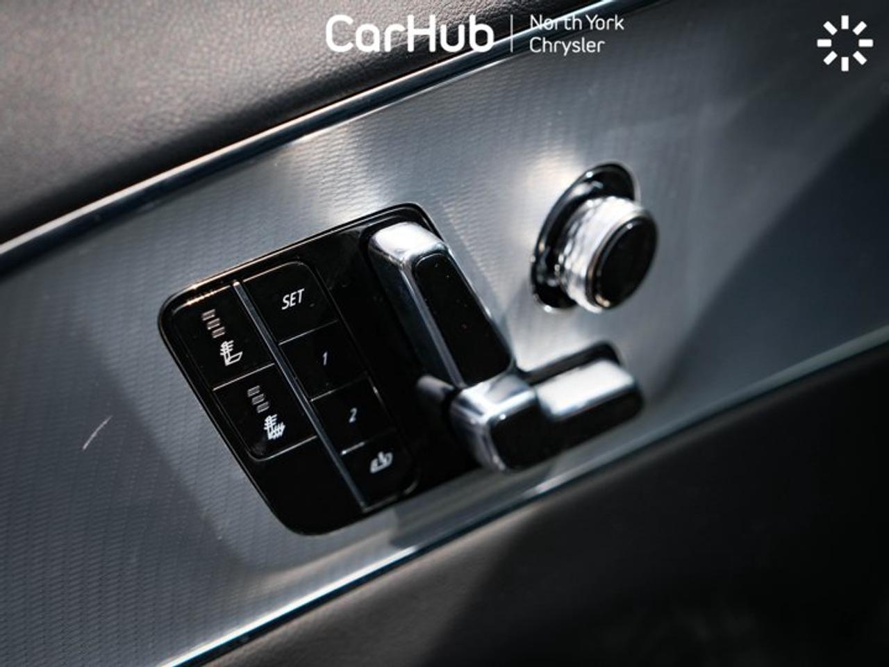 2024 Cadillac LYRIQ Tech Panoramic Roof | 20-Inch Alloy Wheels | Heated Seats | Navigation Photo