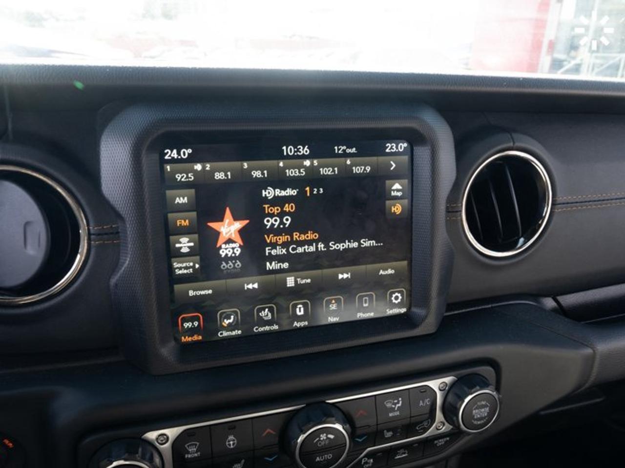 2022 Jeep Wrangler Unlimited High Altitude 2.0L Turbocharged I-4 | Panoramic Convertible Hardtop Photo