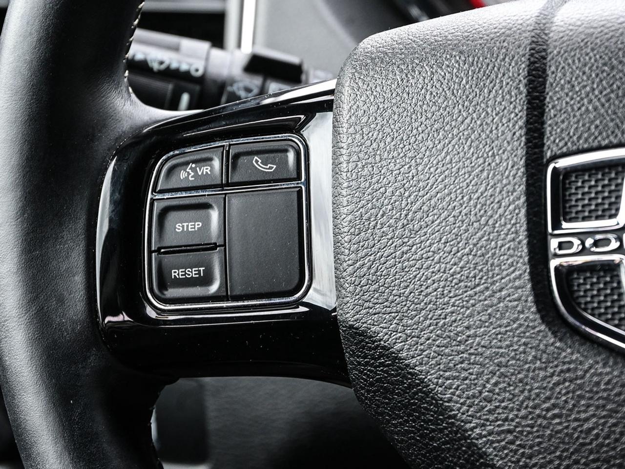 2017 Dodge Grand Caravan SXT Premium Plus Photo