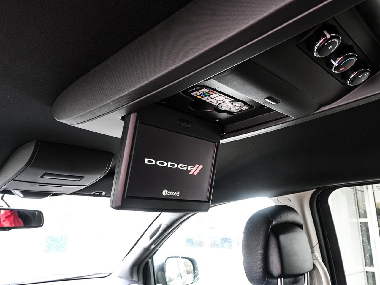 2017 Dodge Grand Caravan SXT Premium Plus Photo