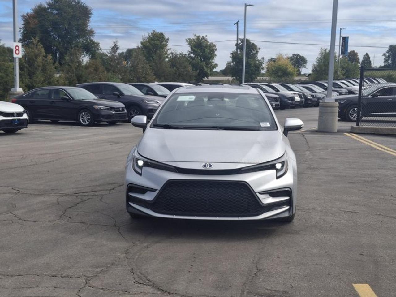 2023 Toyota Corolla Hybrid SE | Sunroof | Heated Seats + Steering | Adaptive Cruise | CarPlay | Rear Cam | and More ! Photo