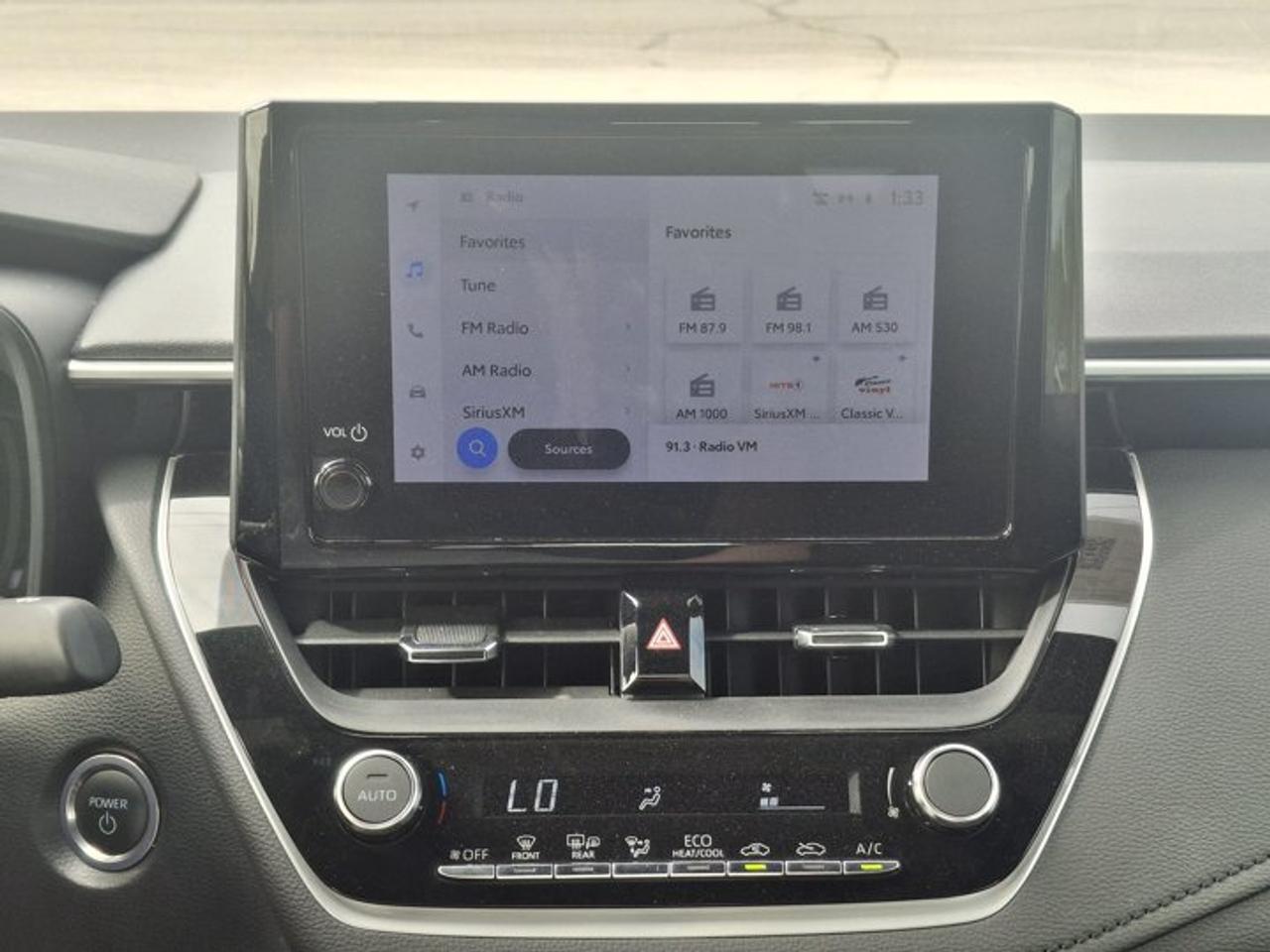 2023 Toyota Corolla Hybrid SE | Sunroof | Heated Seats + Steering | Adaptive Cruise | CarPlay | Rear Cam | and More ! Photo
