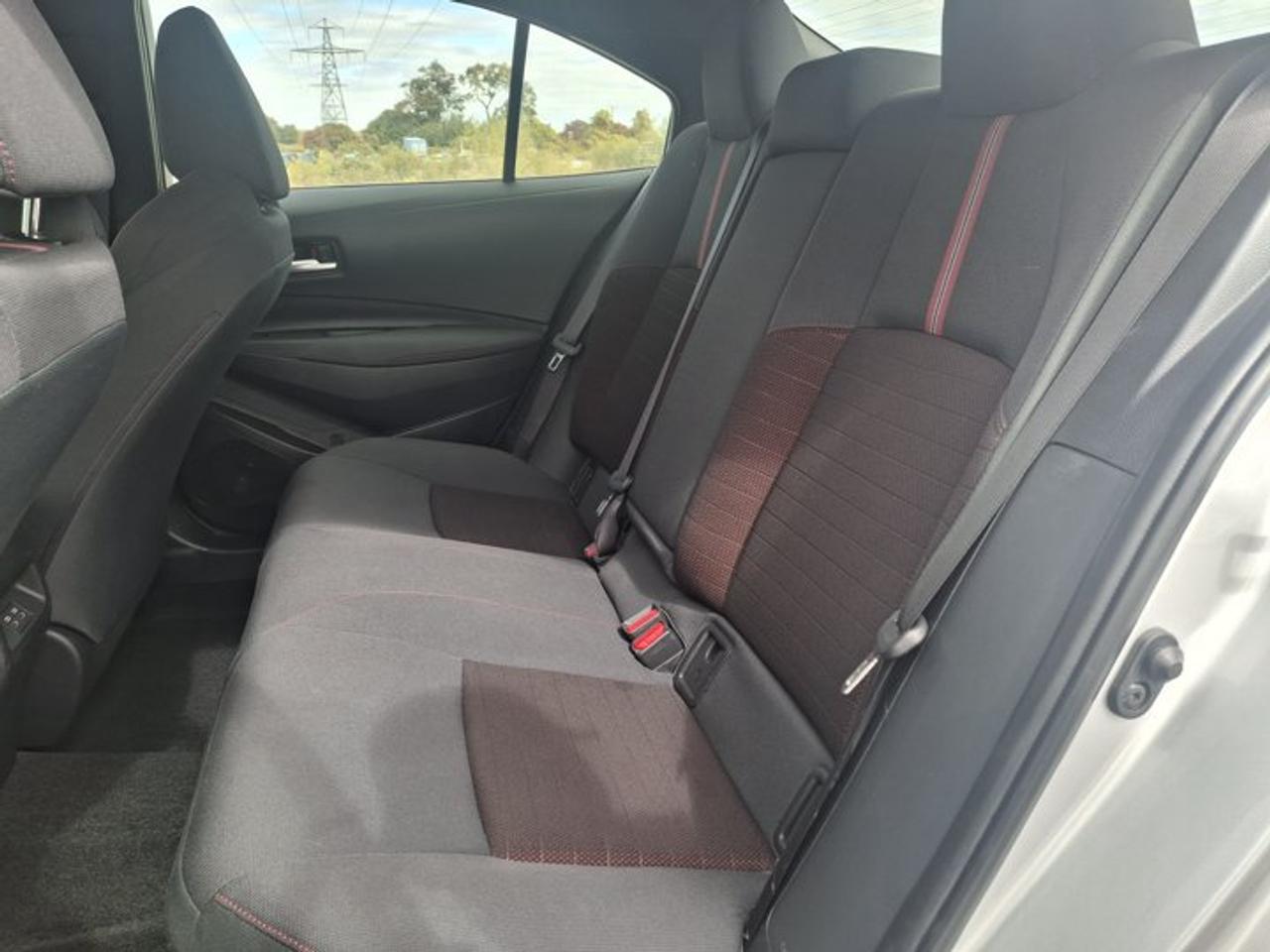 2023 Toyota Corolla Hybrid SE | Sunroof | Heated Seats + Steering | Adaptive Cruise | CarPlay | Rear Cam | and More ! Photo