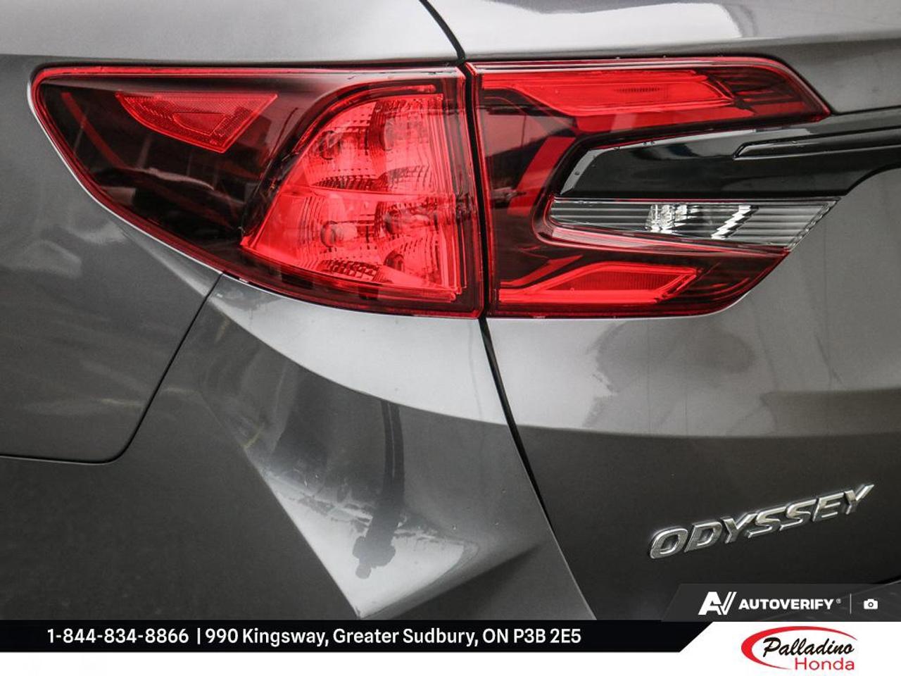 2027 Honda Odyssey Touring Photo