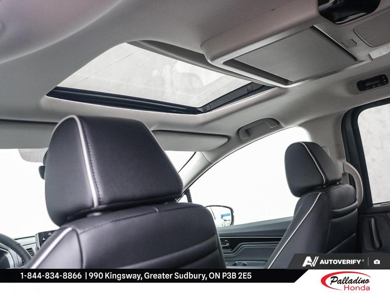 2027 Honda Odyssey Touring Photo