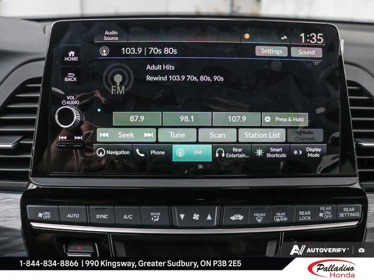 2027 Honda Odyssey Touring Photo