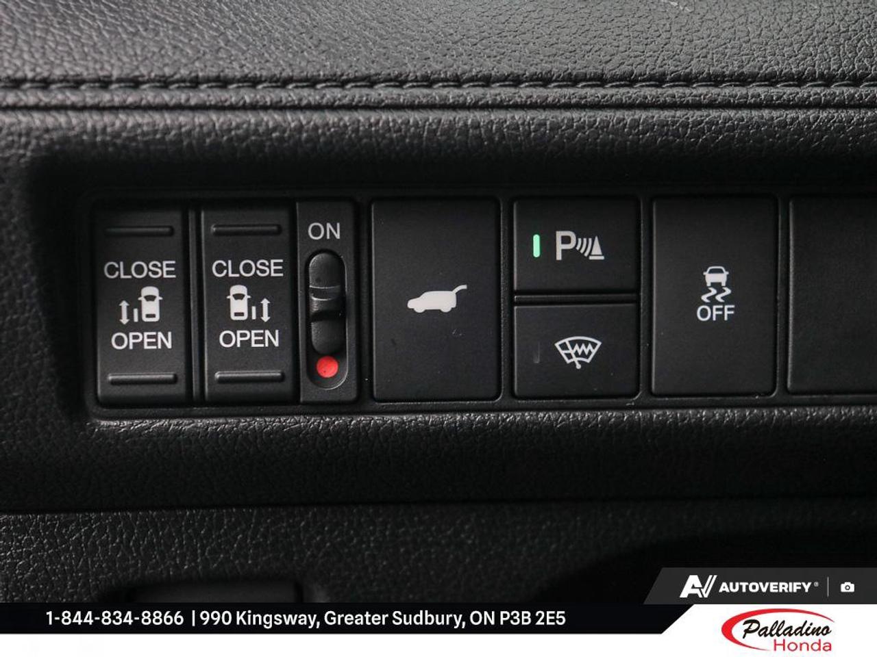 2027 Honda Odyssey Touring Photo