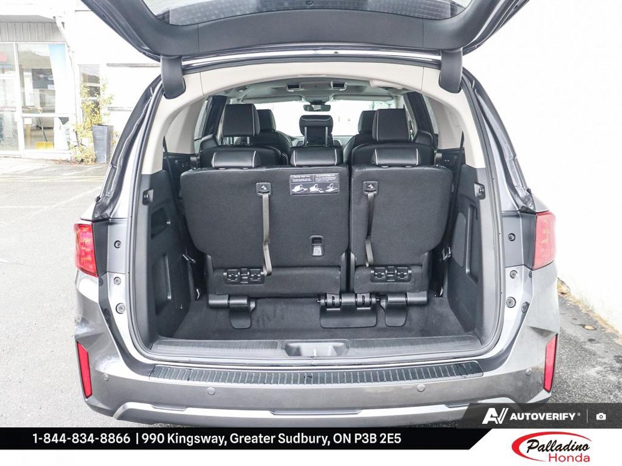 2027 Honda Odyssey Touring Photo