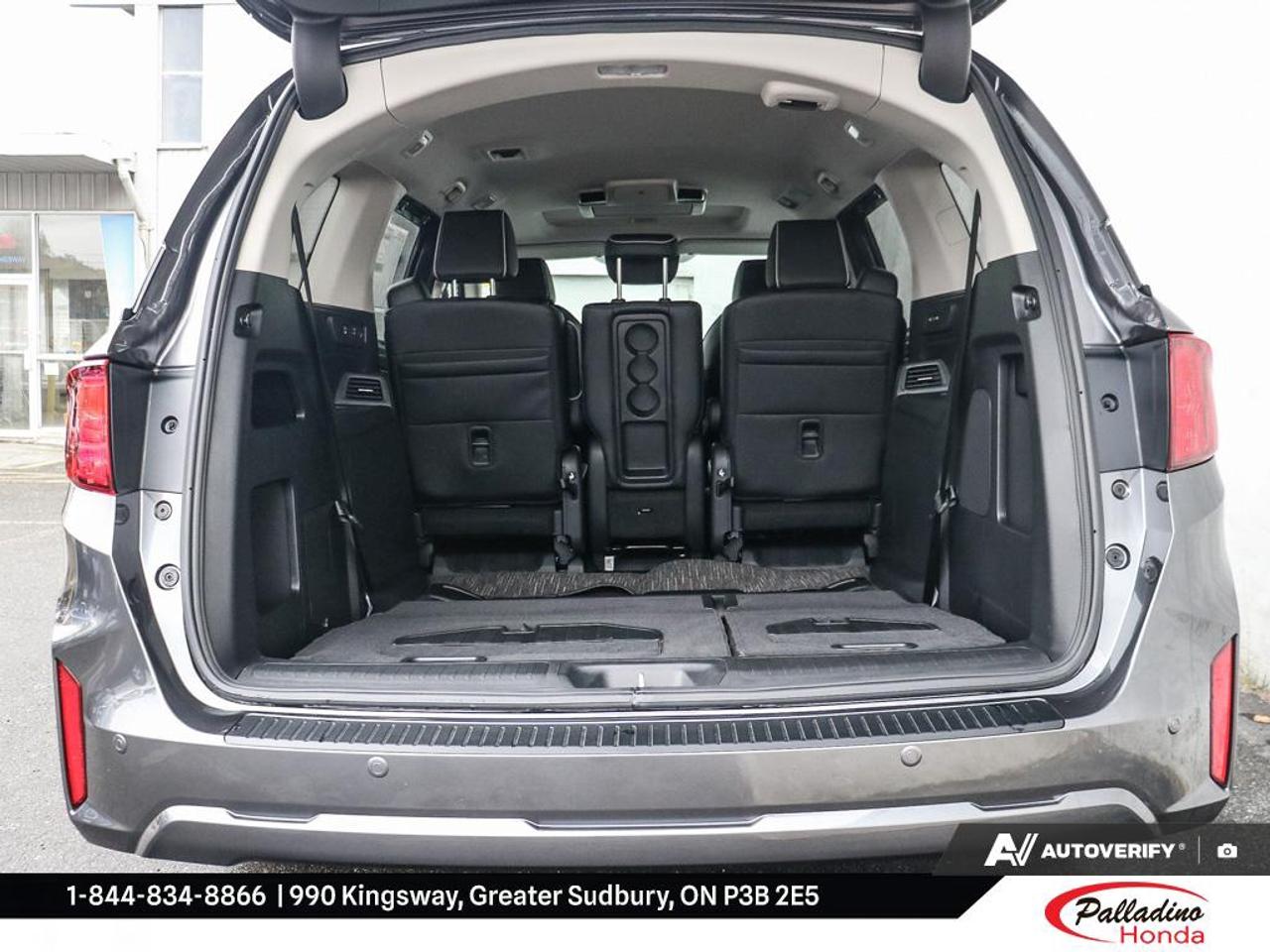 2027 Honda Odyssey Touring Photo