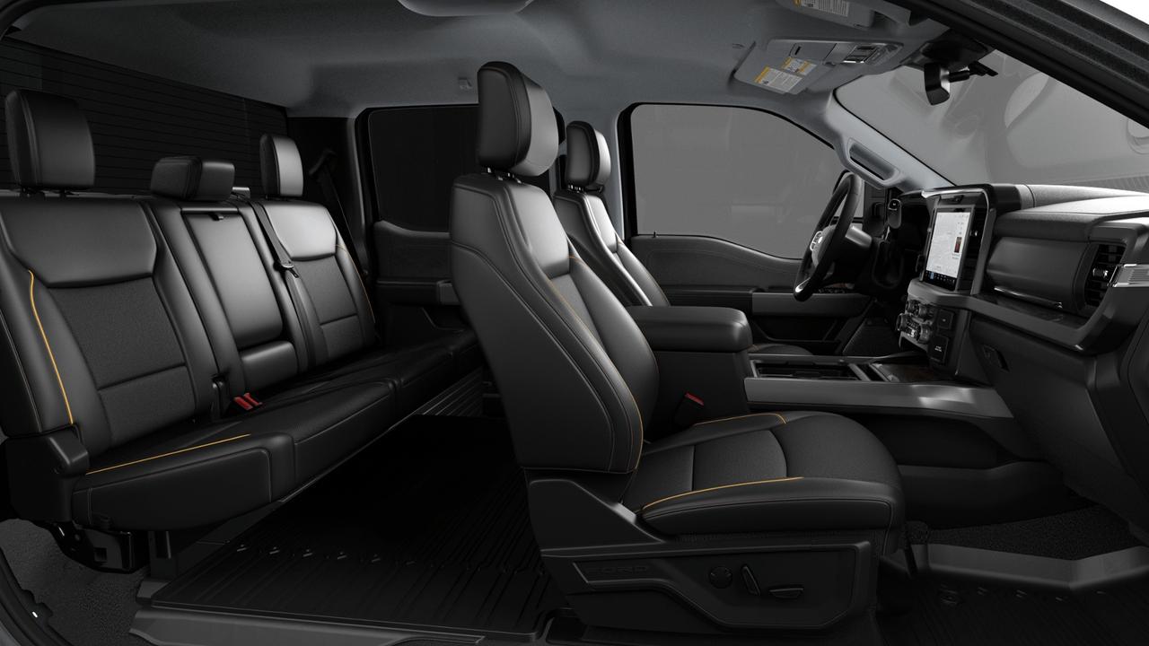 2027 Ford F-250 Super Duty SRW Lariat Photo3