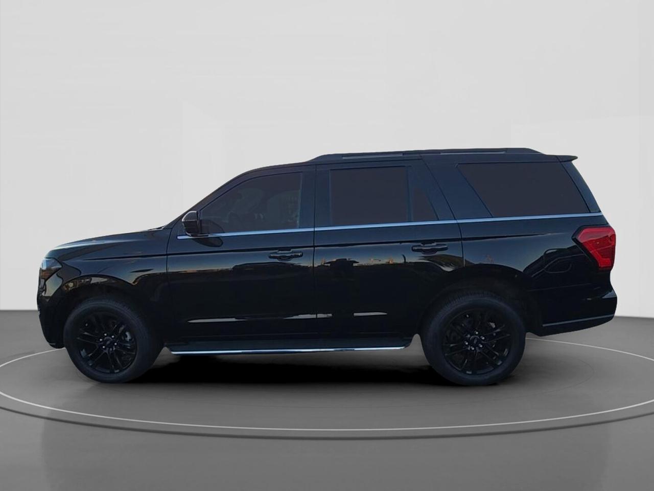 2023 Ford Expedition XLT Photo