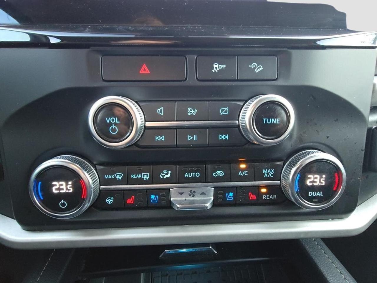 2023 Ford Expedition XLT Photo