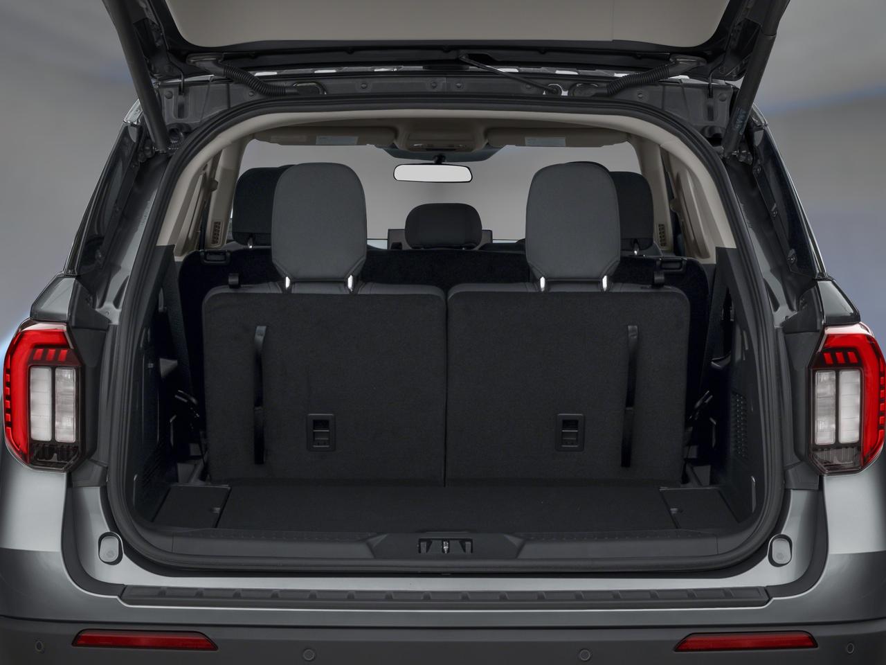2027 Ford Explorer TREMOR Photo