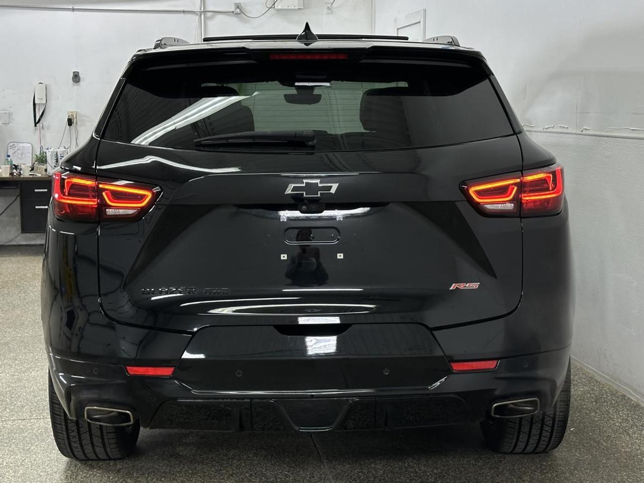 2024 Chevrolet Blazer RS/AWD/33KM/PANOROOF/LEATHER/NAVI/1 OWNER LEASE RETURN! Photo