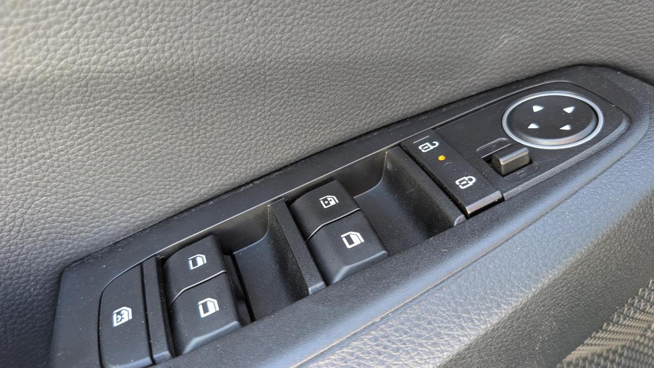2025 Kia Seltos X-LINE Photo