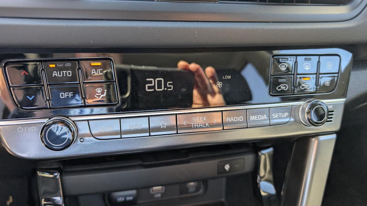 2025 Kia Seltos X-LINE Photo