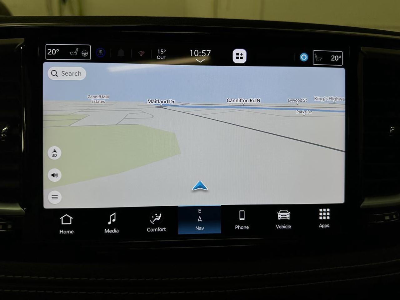 2026 Chrysler Pacifica Limited LIMITED/PANOROOF/LEATHER/NAVI/22KM/OFF 1 OWNER LEASE! Photo