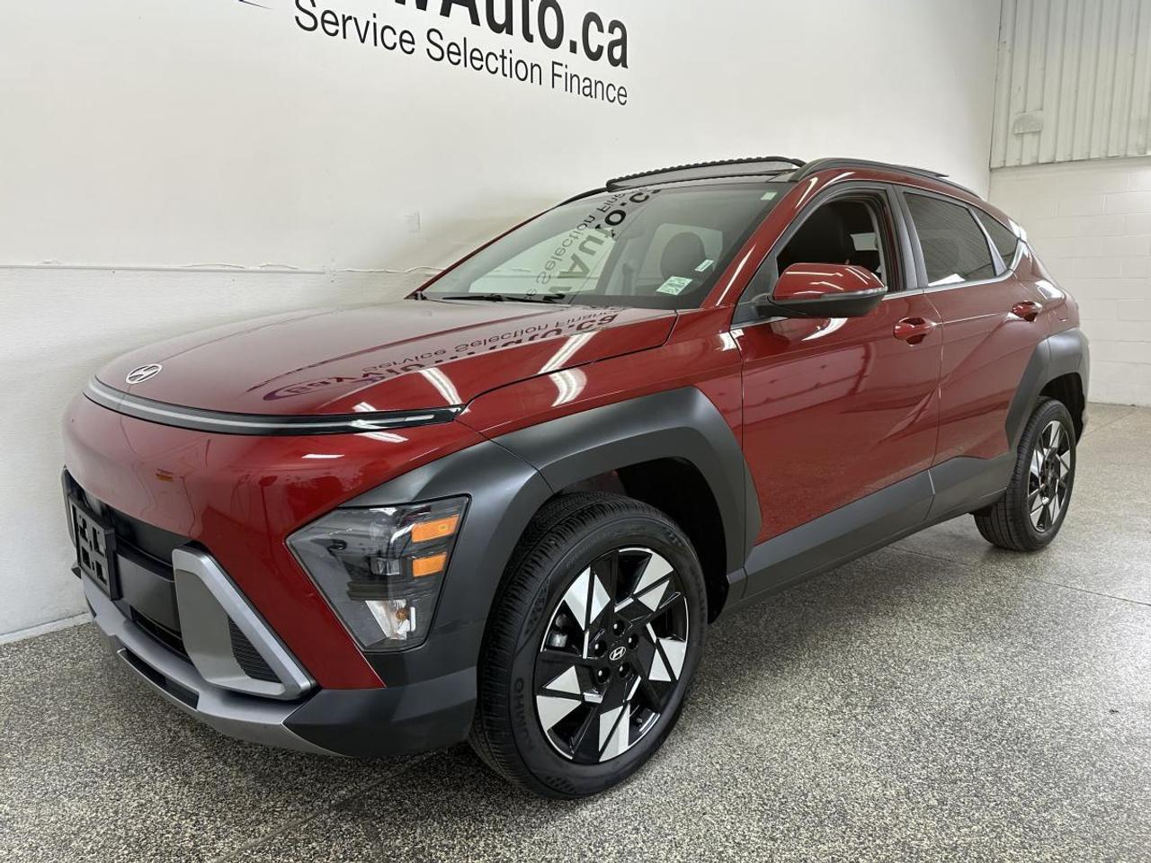 2025 Hyundai KONA 2.0L Preferred w/Trend Package PREFERRED/TREND PKG/AWD/LEATHER/ROOF/MORE! Photo2