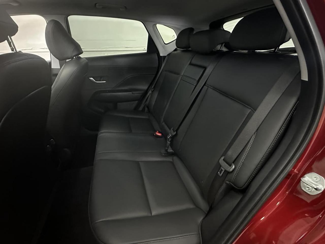 2025 Hyundai KONA 2.0L Preferred w/Trend Package PREFERRED/TREND PKG/AWD/LEATHER/ROOF/MORE! Photo