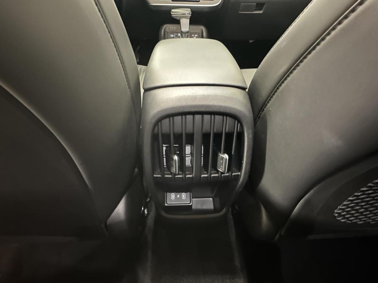 2025 Hyundai KONA 2.0L Preferred w/Trend Package PREFERRED/TREND PKG/AWD/LEATHER/ROOF/MORE! Photo