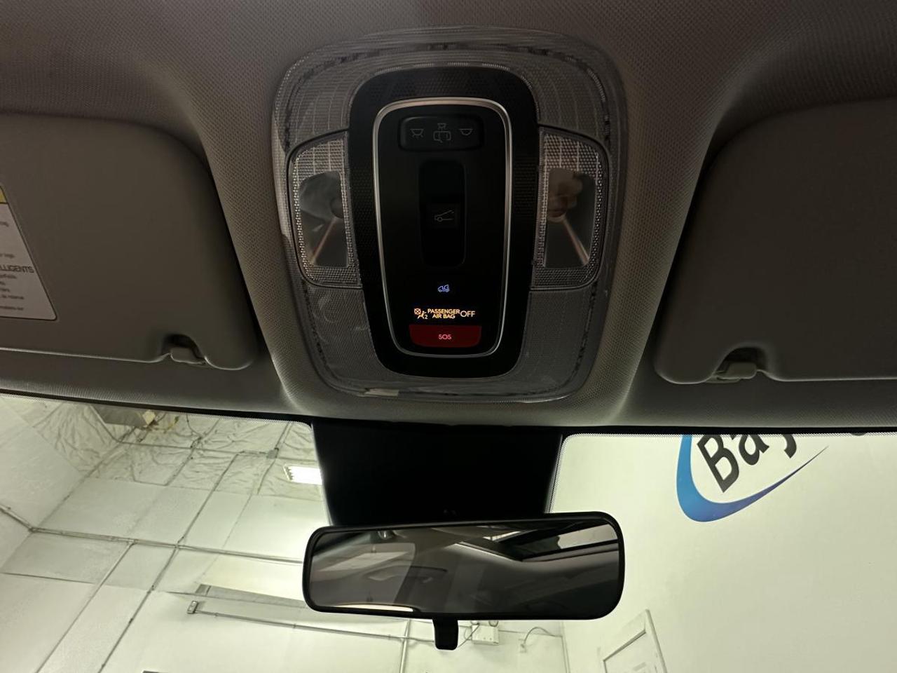 2025 Hyundai KONA 2.0L Preferred w/Trend Package PREFERRED/TREND PKG/AWD/LEATHER/ROOF/MORE! Photo