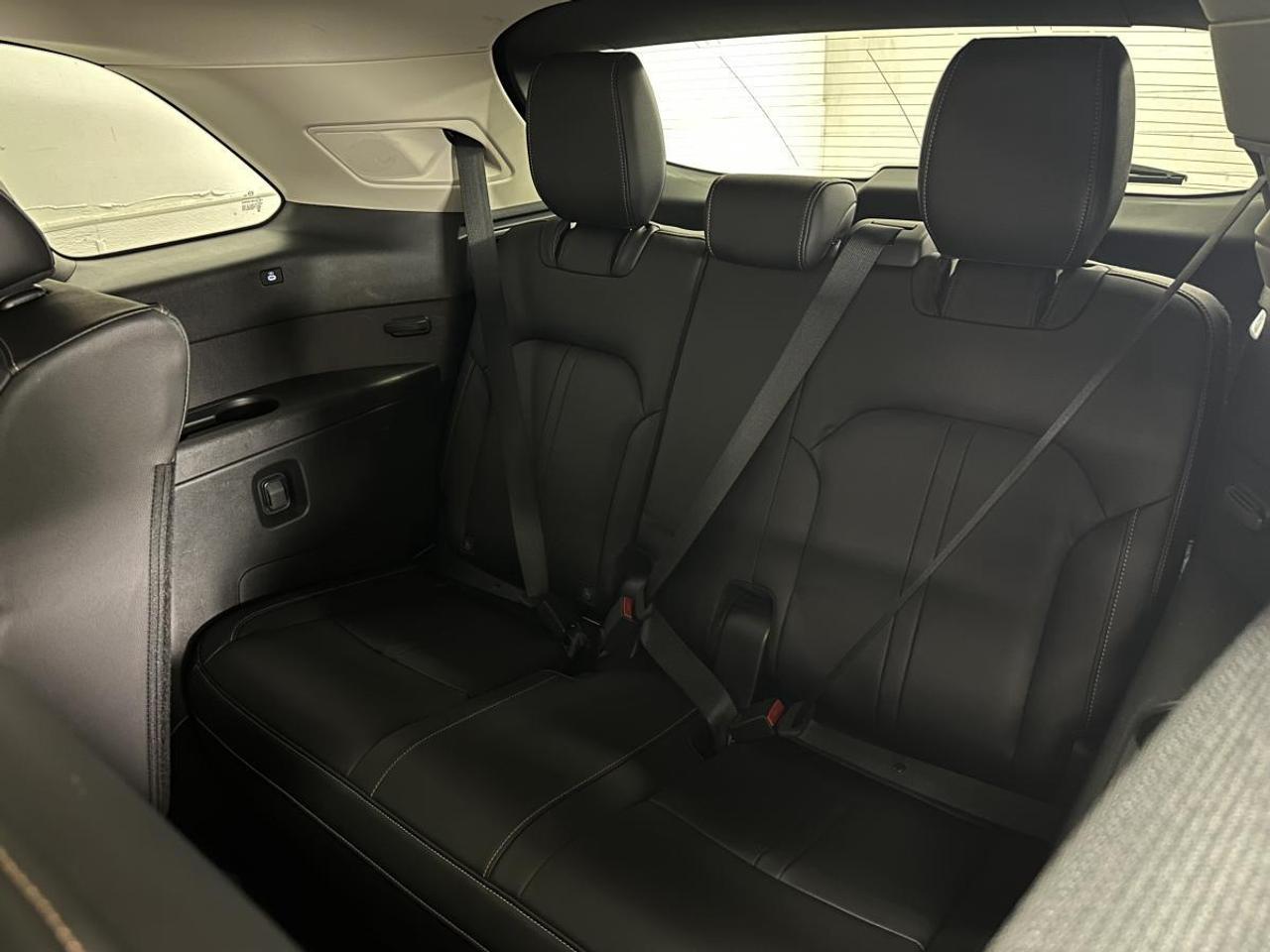2025 Mazda CX-90 MHEV GT/HYBRID/AWD/7 PASSENGER/LEATHER/ROOF/NAV/1 OWNER LEASE RETURN! Photo