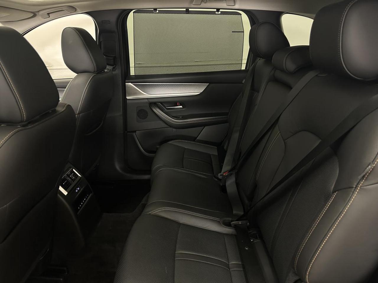 2025 Mazda CX-90 MHEV GT/HYBRID/AWD/7 PASSENGER/LEATHER/ROOF/NAV/1 OWNER LEASE RETURN! Photo