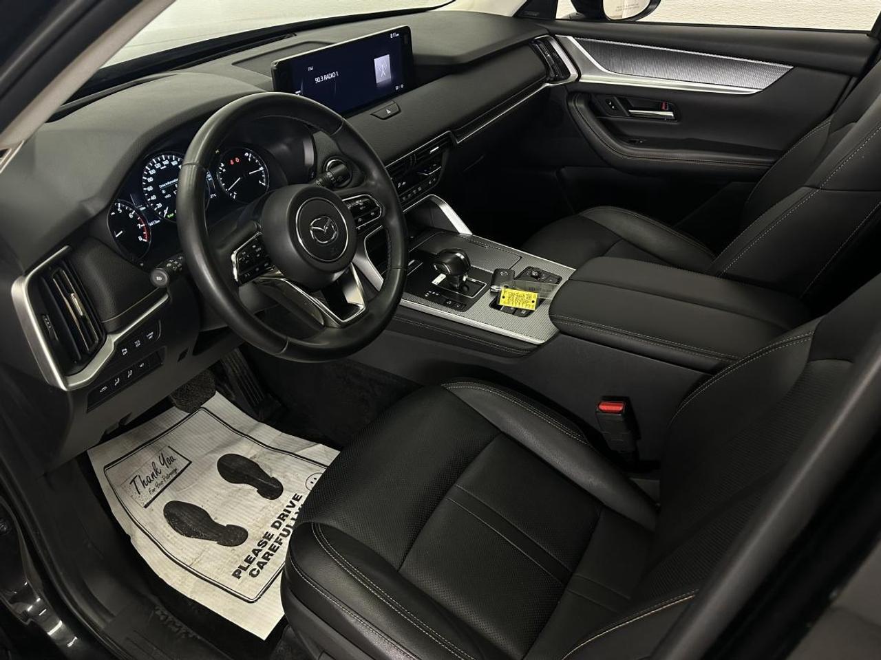 2025 Mazda CX-90 MHEV GT/HYBRID/AWD/7 PASSENGER/LEATHER/ROOF/NAV/1 OWNER LEASE RETURN! Photo