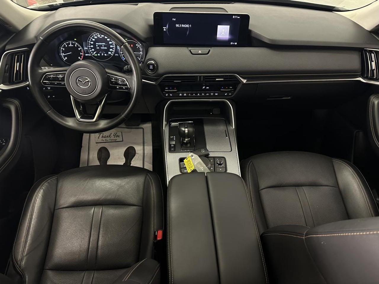 2025 Mazda CX-90 MHEV GT/HYBRID/AWD/7 PASSENGER/LEATHER/ROOF/NAV/1 OWNER LEASE RETURN! Photo