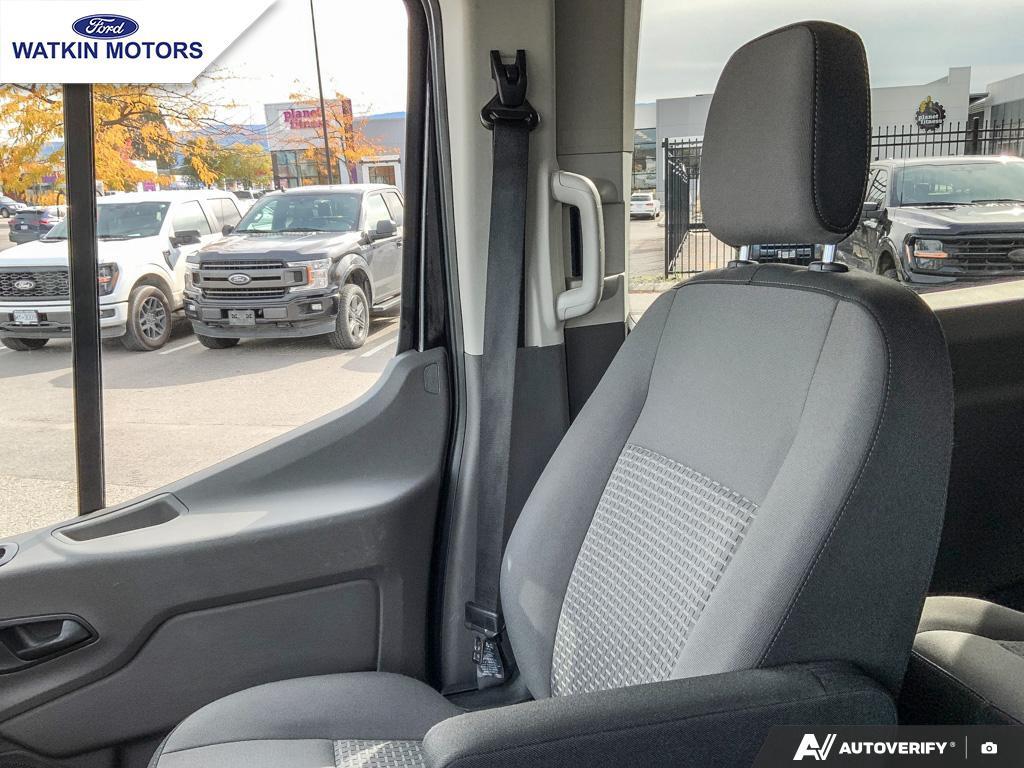 2025 Ford Transit Medium Roof photo 23