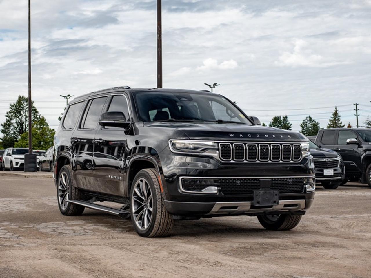 2022 Jeep Wagoneer Series III Photo