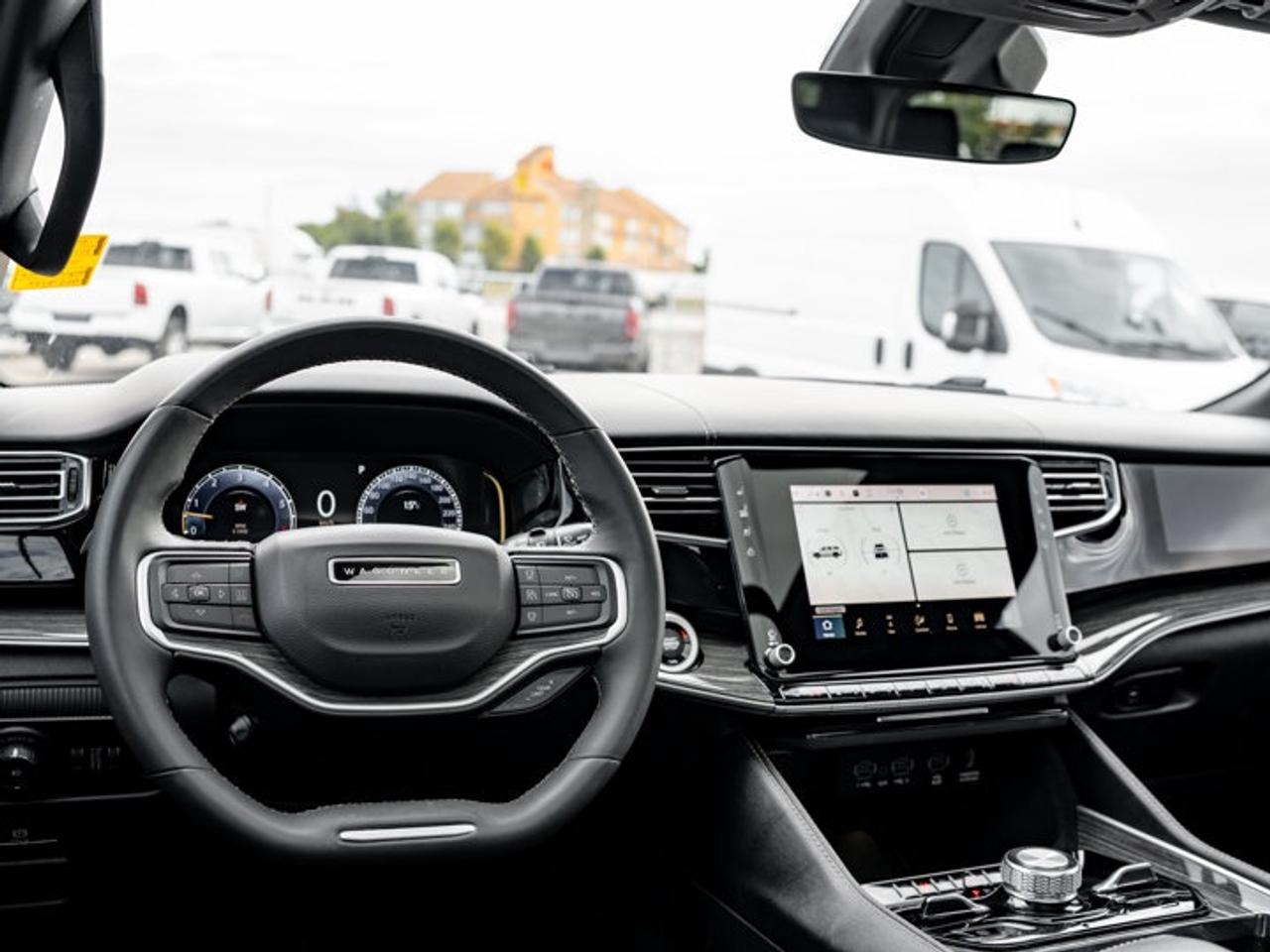 2022 Jeep Wagoneer Series III Photo