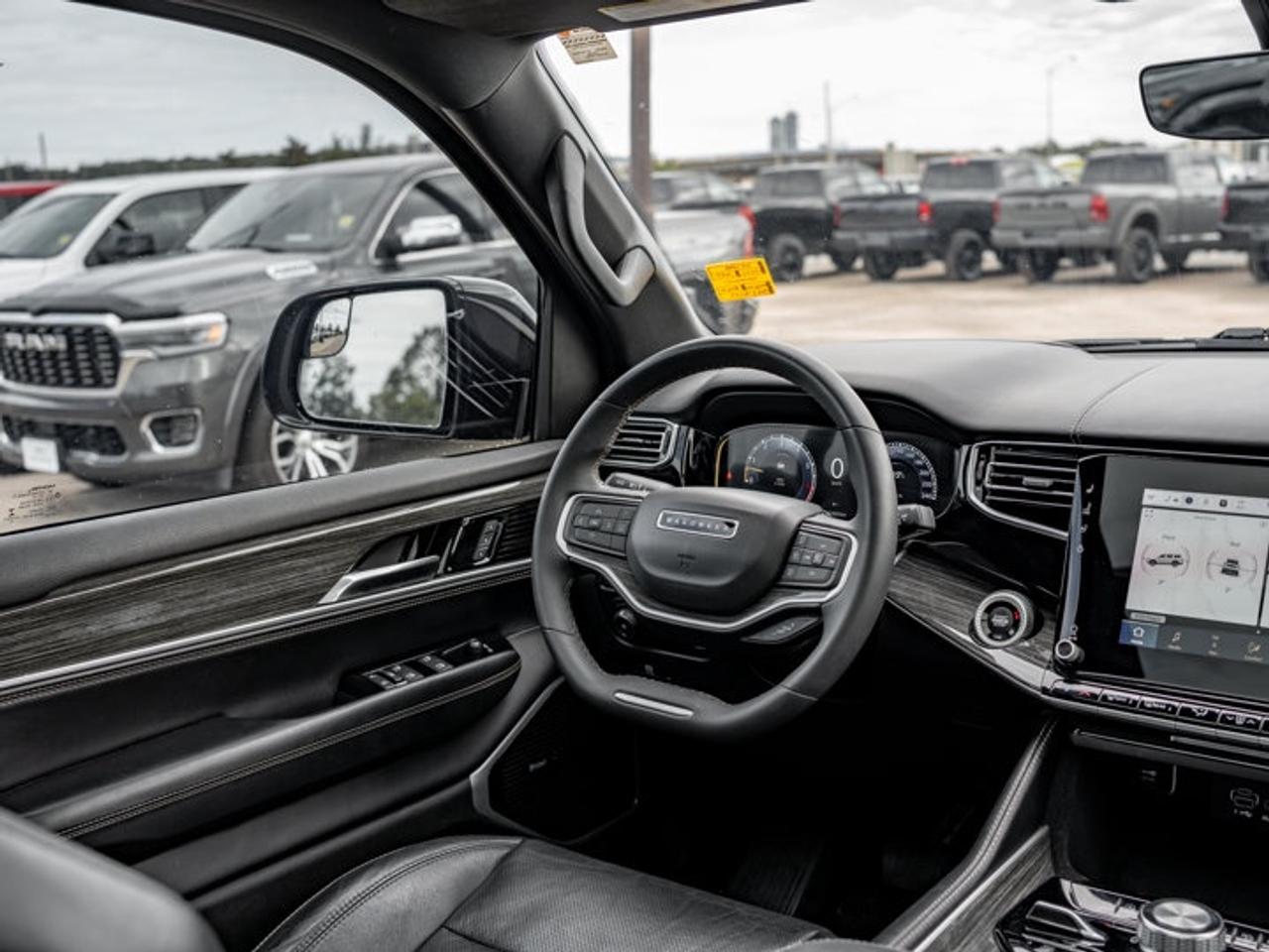 2022 Jeep Wagoneer Series III Photo