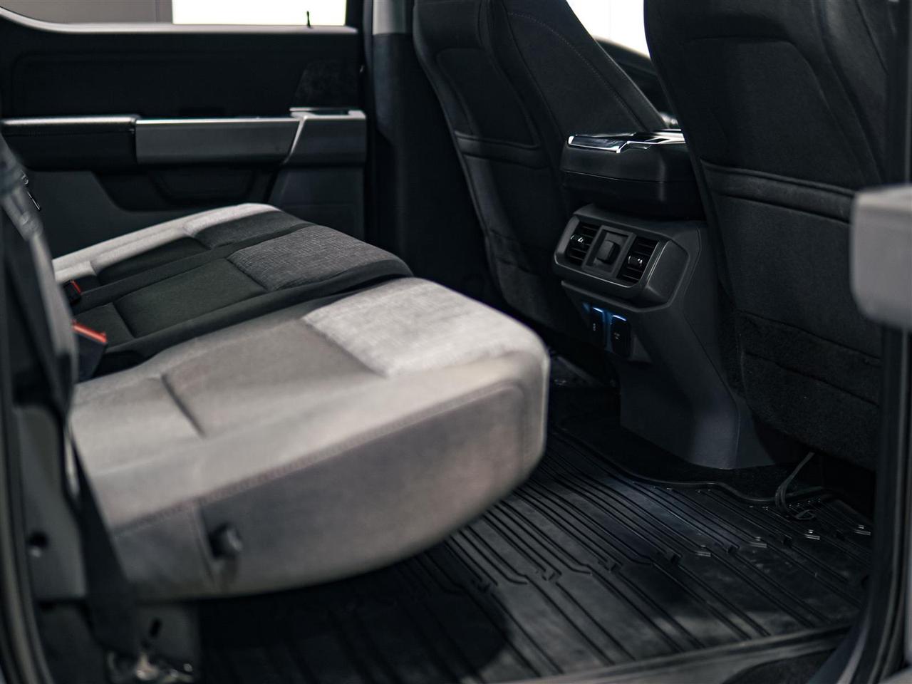 2022 Ford F-150 XLT | POWERBOOST HYBRID | NO ACCIDENTS | SUPERCREW Photo