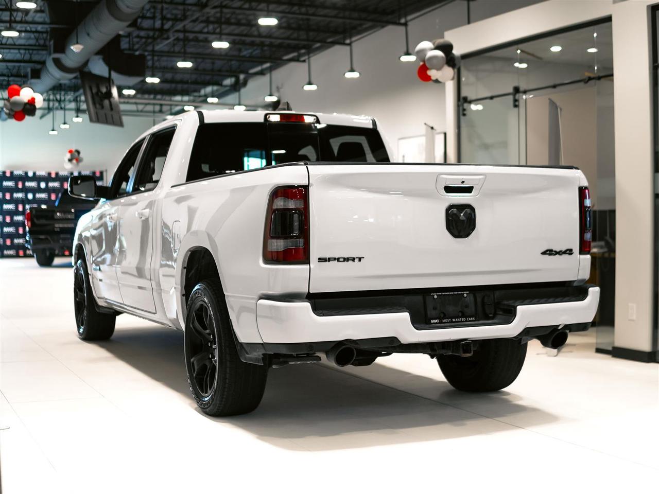 2022 RAM 1500 SPORT V8 | NO ACCIDENTS | NAV ALPINE | LVL 2 Photo