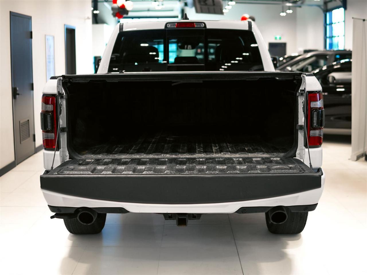 2022 RAM 1500 SPORT V8 | NO ACCIDENTS | NAV ALPINE | LVL 2 Photo