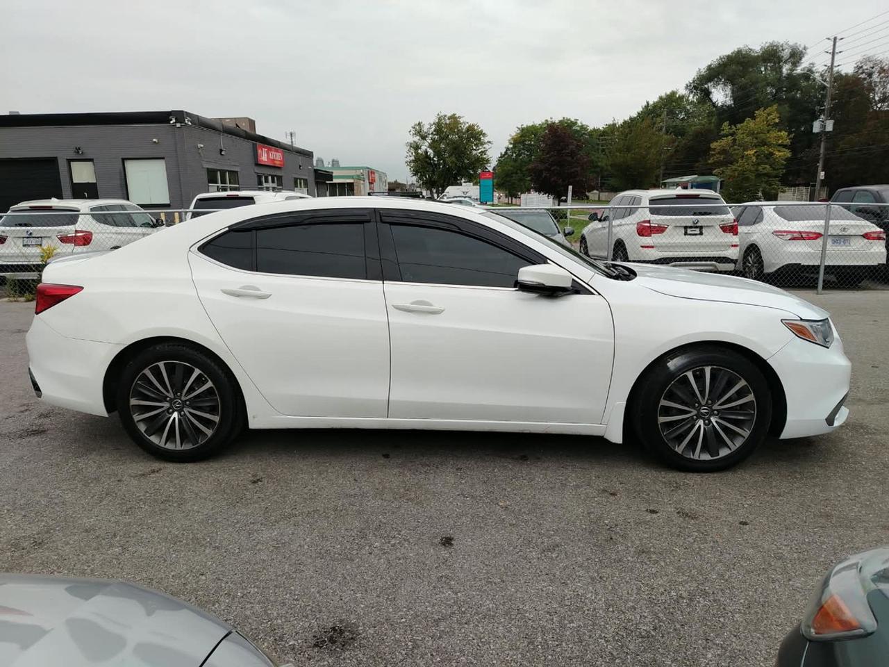 2018 Acura TLX Technology Photo