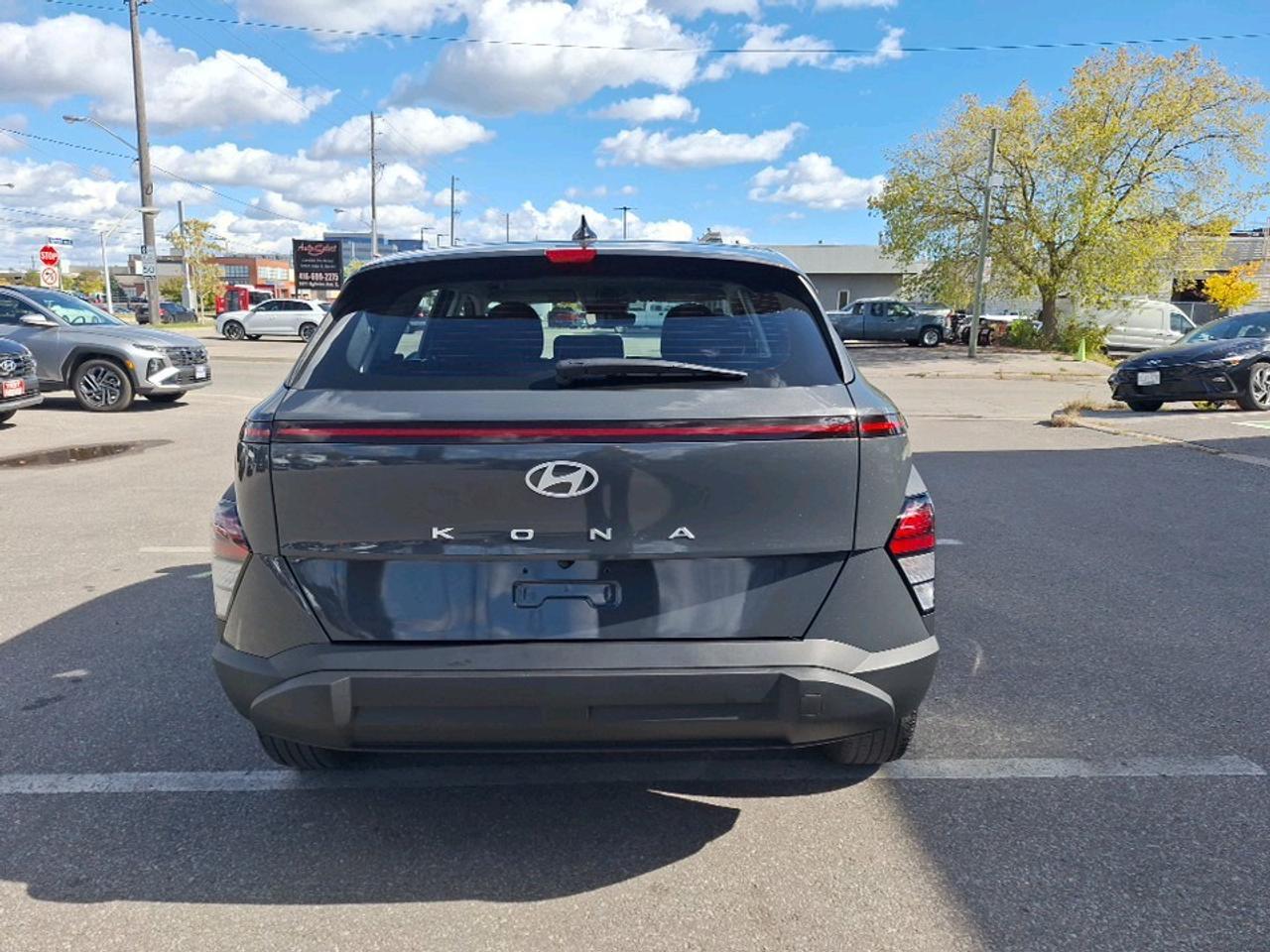 2024 Hyundai KONA 2.0L Essential Photo
