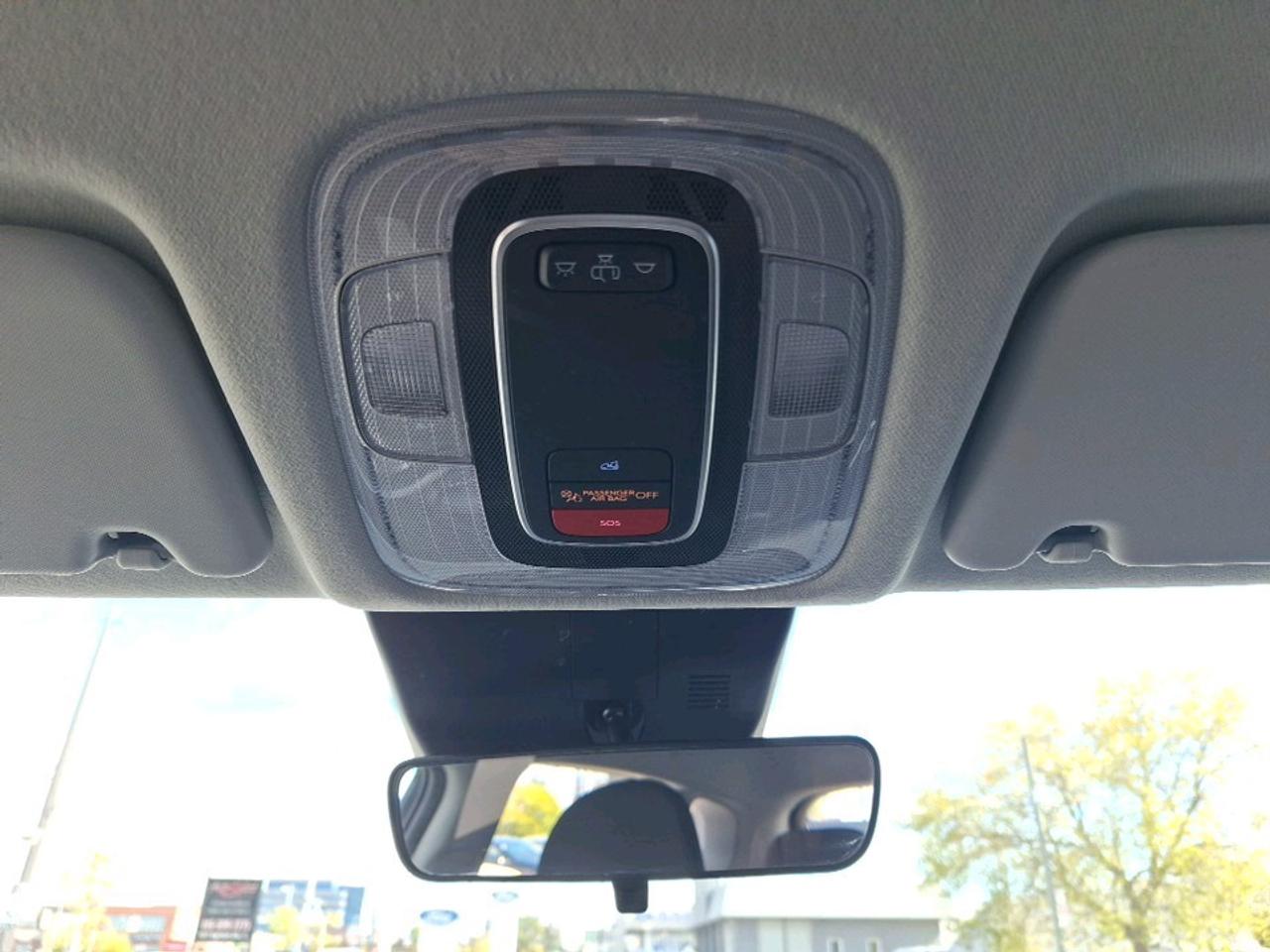 2024 Hyundai KONA 2.0L Essential Photo