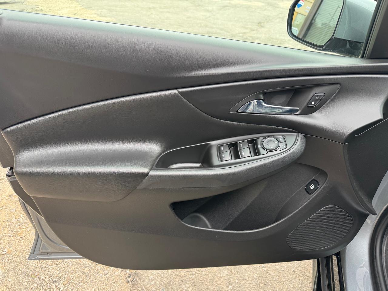 2018 Chevrolet Volt LT PHEV | Leather | Accident Free Photo