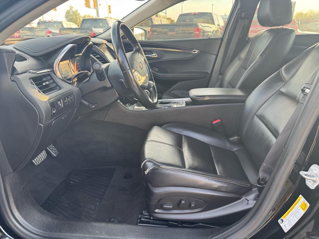 2016 Chevrolet Impala 4DR SDN LT W/2LT Photo