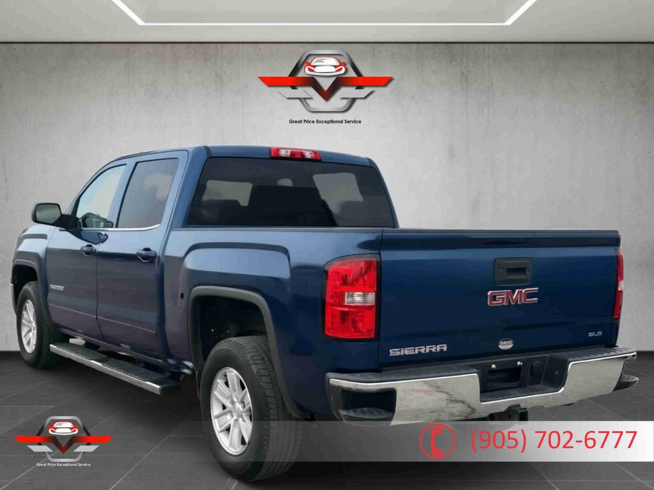 2015 GMC Sierra 1500 4WD CREW CAB 143.5" SLE Photo