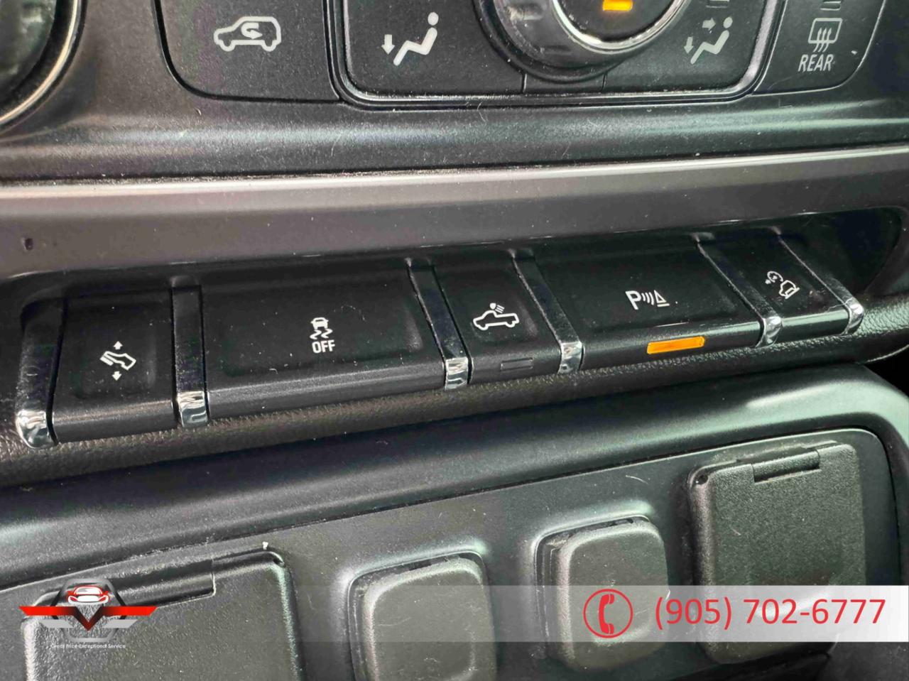 2018 GMC Sierra 1500 4WD CREW CAB 143.5" SLT Photo