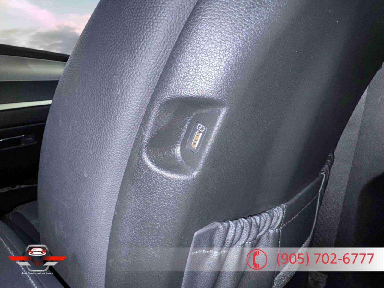 2020 Hyundai PALISADE Luxury 8-Passenger AWD Photo