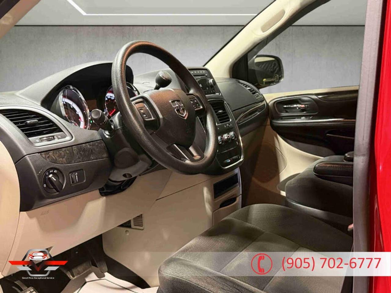 2015 Dodge Grand Caravan SE FWD Photo