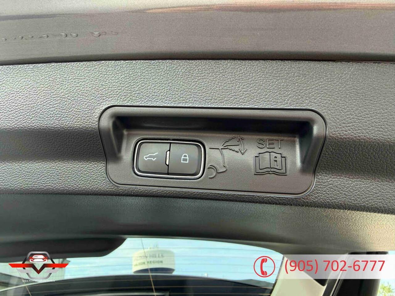 2025 Ford Explorer Active AWD Photo