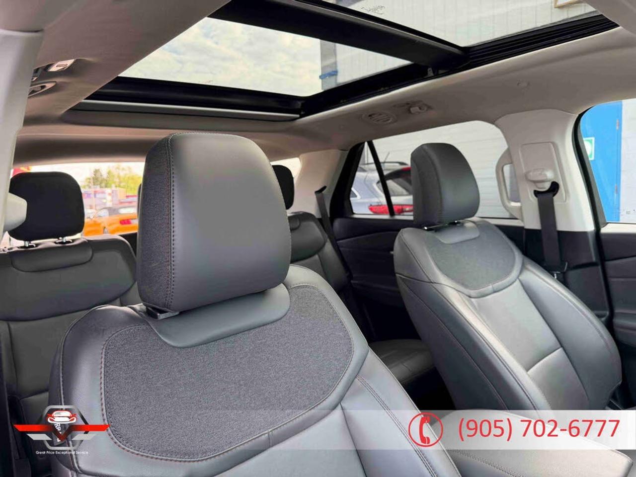 2025 Ford Explorer Active AWD Photo